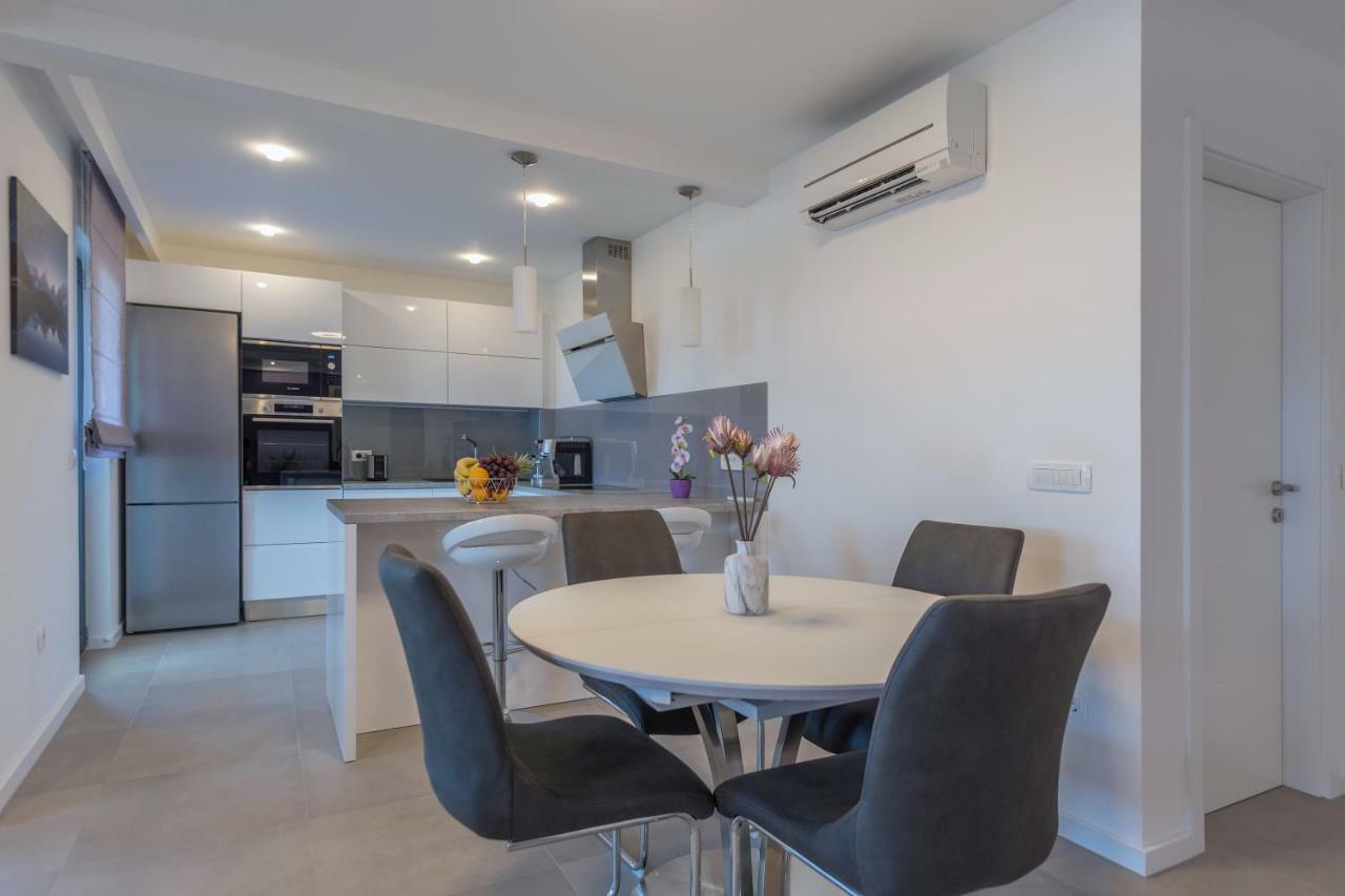 Villa Vid Apartments - Makarska Exklusiv Ngoại thất bức ảnh