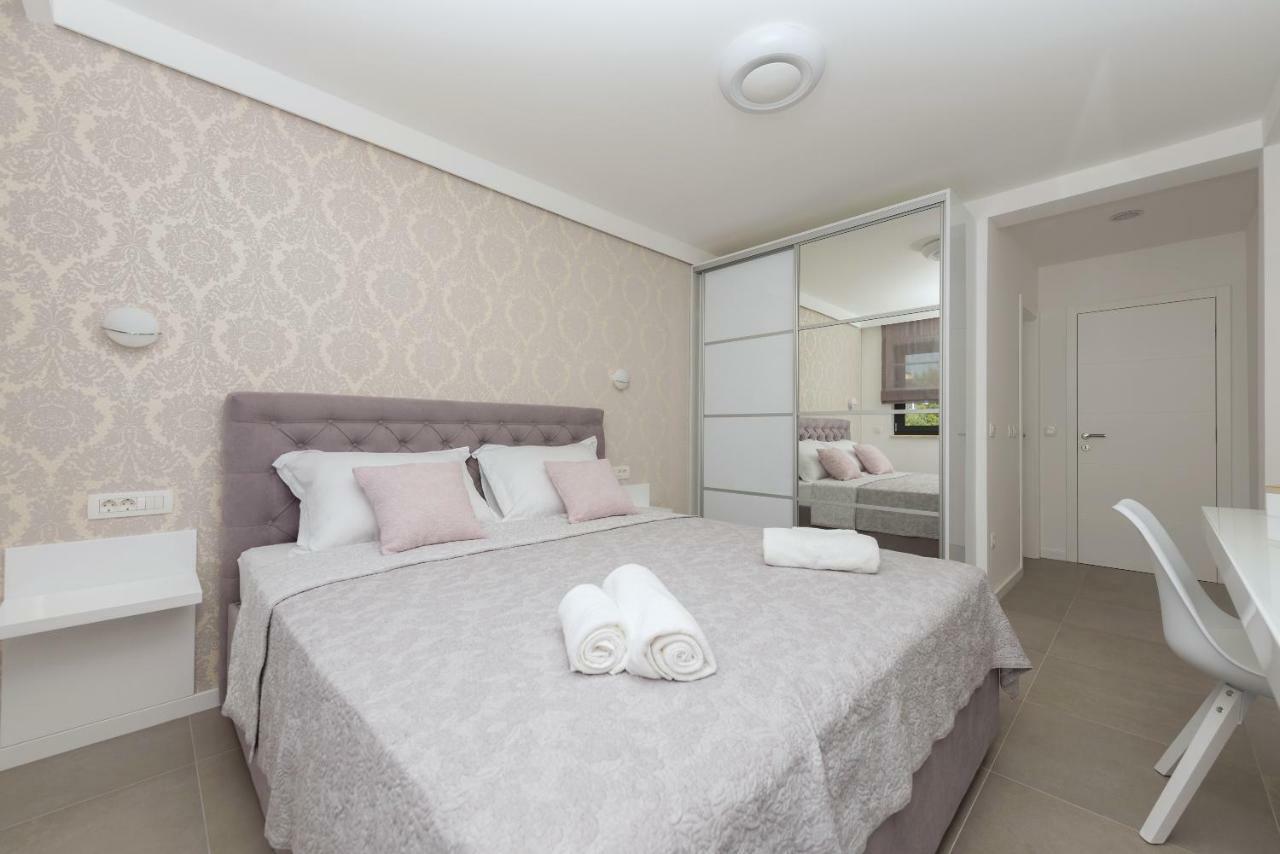 Villa Vid Apartments - Makarska Exklusiv Ngoại thất bức ảnh