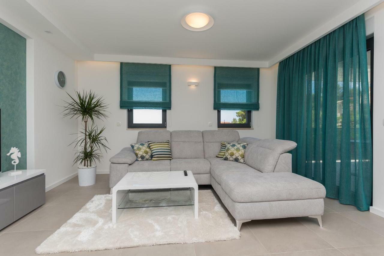 Villa Vid Apartments - Makarska Exklusiv Ngoại thất bức ảnh